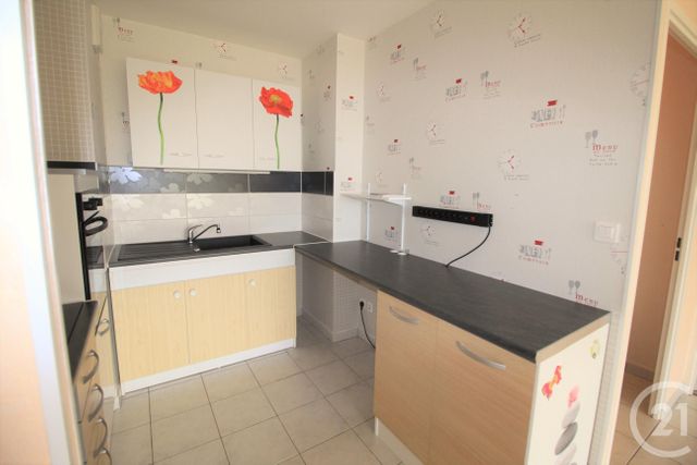 Appartement F3 à vendre - 3 pièces - 64.44 m2 - ST VALERY EN CAUX - 76 - HAUTE-NORMANDIE - Century 21 Accore Appartement F3 à vendre - 3 pièces - 64.44 m2 - ST VALERY EN CAUX - 76 - HAUTE-NORMANDIE - Century 21 Accore