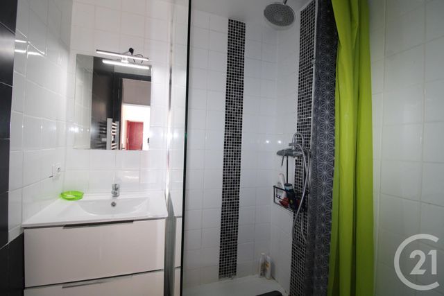 Appartement F3 à vendre - 4 pièces - 64.14 m2 - ST VALERY EN CAUX - 76 - HAUTE-NORMANDIE - Century 21 Accore