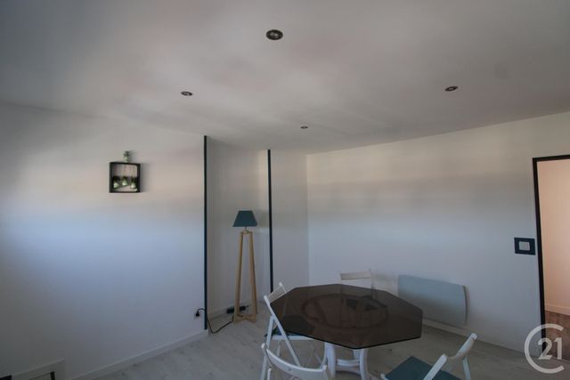 Appartement F3 à vendre - 4 pièces - 64.14 m2 - ST VALERY EN CAUX - 76 - HAUTE-NORMANDIE - Century 21 Accore