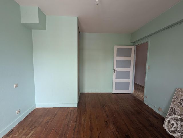 Afficher la photo en grand Appartement F4 à vendre - 4 pièces - 88.4 m2 - ST VALERY EN CAUX - 76 - HAUTE-NORMANDIE - Century 21 Accore