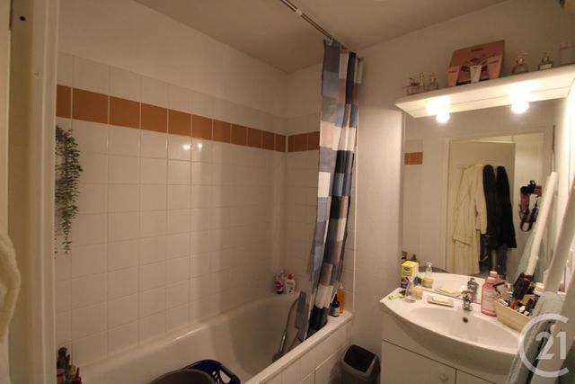 Appartement à vendre - 2 pièces - 45.0 m2 - ST VALERY EN CAUX - 76 - HAUTE-NORMANDIE - Century 21 Accore