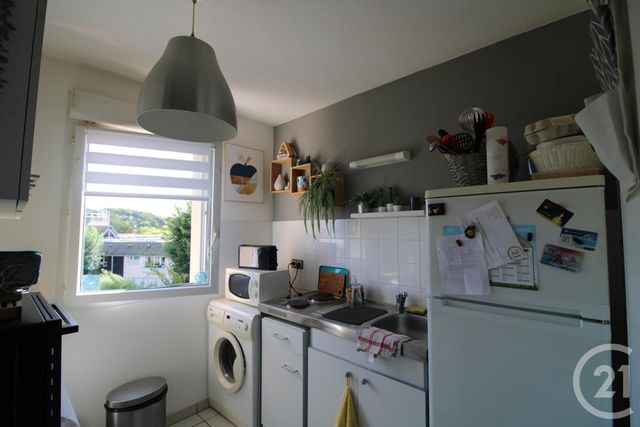 Appartement à vendre - 2 pièces - 45.0 m2 - ST VALERY EN CAUX - 76 - HAUTE-NORMANDIE - Century 21 Accore