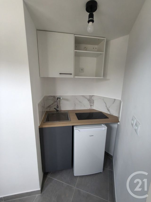 Appartement F1 à louer - 1 pièce - 15.57 m2 - ST VALERY EN CAUX - 76 - HAUTE-NORMANDIE - Century 21 Accore