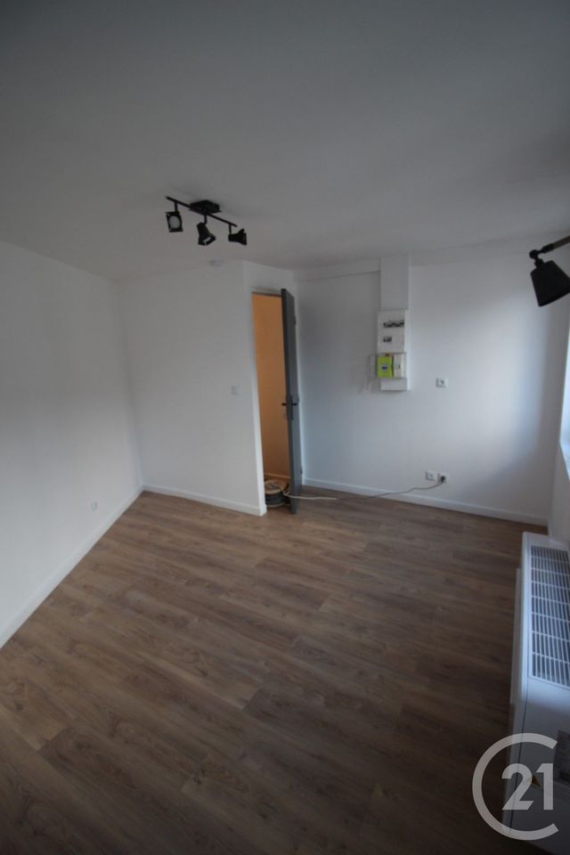 Appartement F1 à louer - 1 pièce - 15.57 m2 - ST VALERY EN CAUX - 76 - HAUTE-NORMANDIE - Century 21 Accore