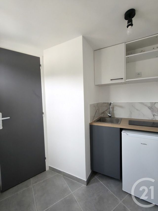 Appartement F1 à louer - 1 pièce - 15.57 m2 - ST VALERY EN CAUX - 76 - HAUTE-NORMANDIE - Century 21 Accore