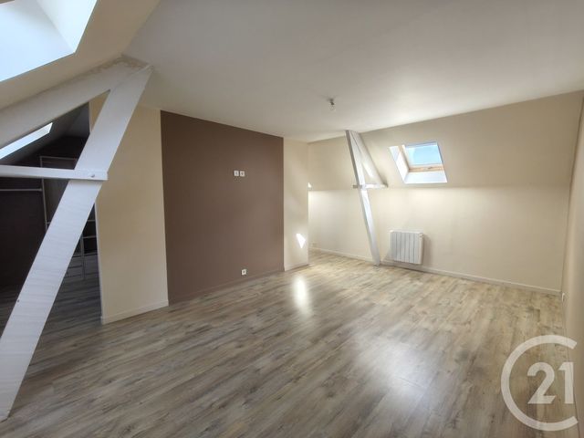 maison à louer - 6 pièces - 204.0 m2 - ST LAURENT EN CAUX - 76 - HAUTE-NORMANDIE - Century 21 Accore