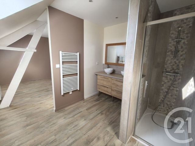 maison à louer - 6 pièces - 204.0 m2 - ST LAURENT EN CAUX - 76 - HAUTE-NORMANDIE - Century 21 Accore