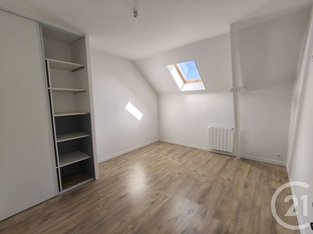 maison à louer - 6 pièces - 204.0 m2 - ST LAURENT EN CAUX - 76 - HAUTE-NORMANDIE - Century 21 Accore