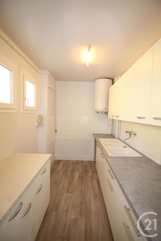 Appartement F3 à louer - 3 pièces - 43.33 m2 - ST VALERY EN CAUX - 76 - HAUTE-NORMANDIE - Century 21 Accore
