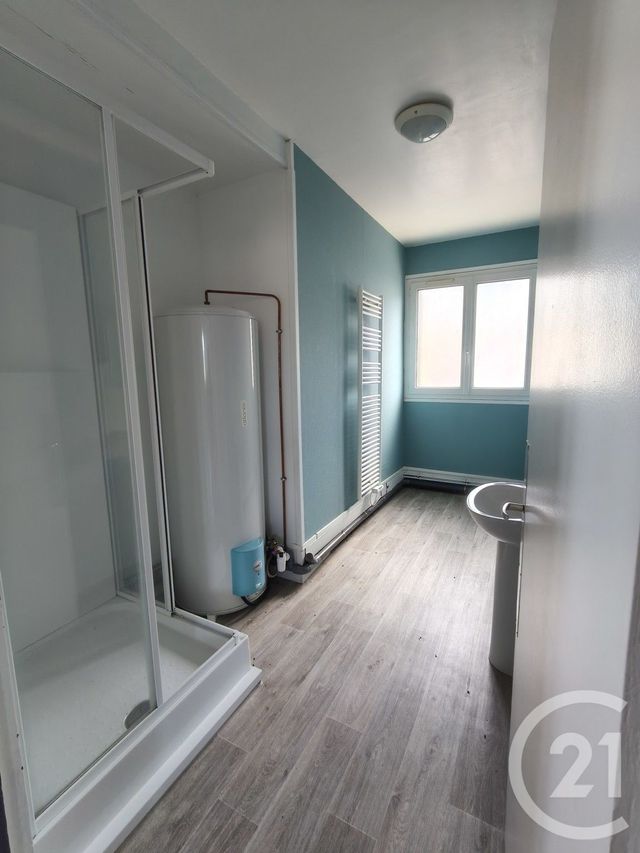 Appartement F4 à louer - 4 pièces - 97.73 m2 - ST VALERY EN CAUX - 76 - HAUTE-NORMANDIE - Century 21 Accore
