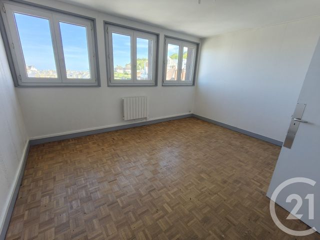 Appartement F4 à louer - 4 pièces - 97.73 m2 - ST VALERY EN CAUX - 76 - HAUTE-NORMANDIE - Century 21 Accore
