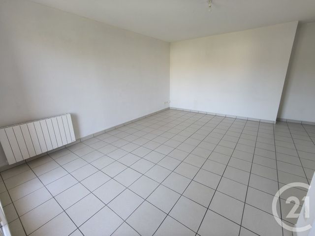Appartement à louer - 2 pièces - 43.59 m2 - ST VALERY EN CAUX - 76 - HAUTE-NORMANDIE - Century 21 Accore