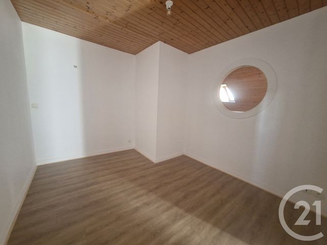 Appartement à vendre - 4 pièces - 81.31 m2 - ST VALERY EN CAUX - 76 - HAUTE-NORMANDIE - Century 21 Accore