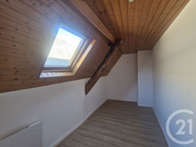 Appartement à vendre - 4 pièces - 81.31 m2 - ST VALERY EN CAUX - 76 - HAUTE-NORMANDIE - Century 21 Accore